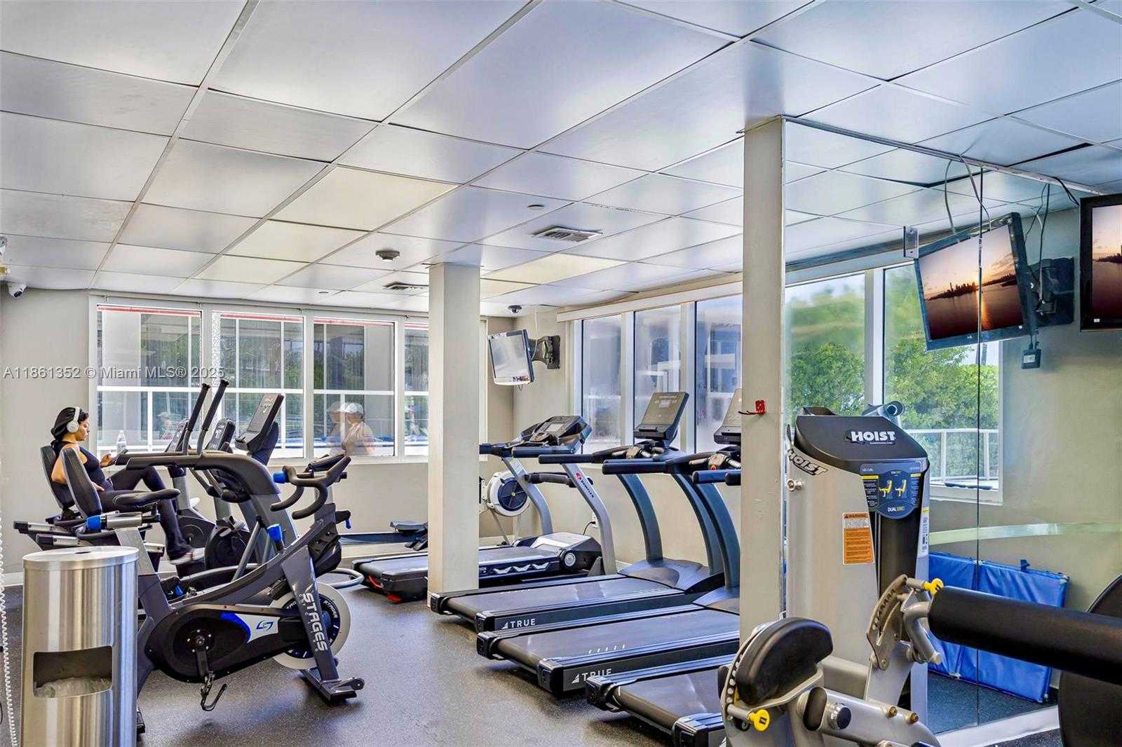 Small Image of 19201 COLLINS AVE #916, Sunny Isles Beach Number 34