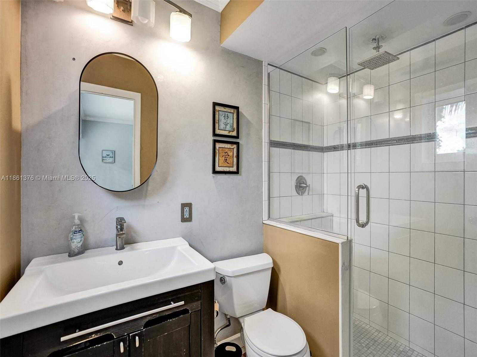 Small Image of 4900 WASHINGTON ST #203, Hollywood Number 34