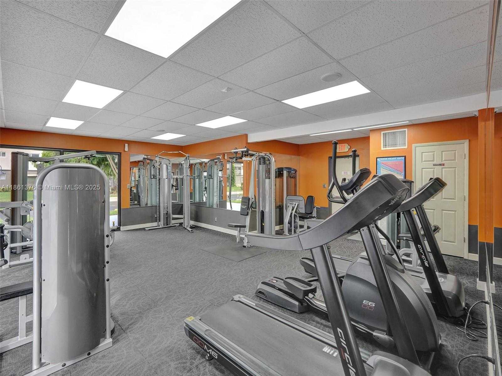 Small Image of 4900 WASHINGTON ST #203, Hollywood Number 50