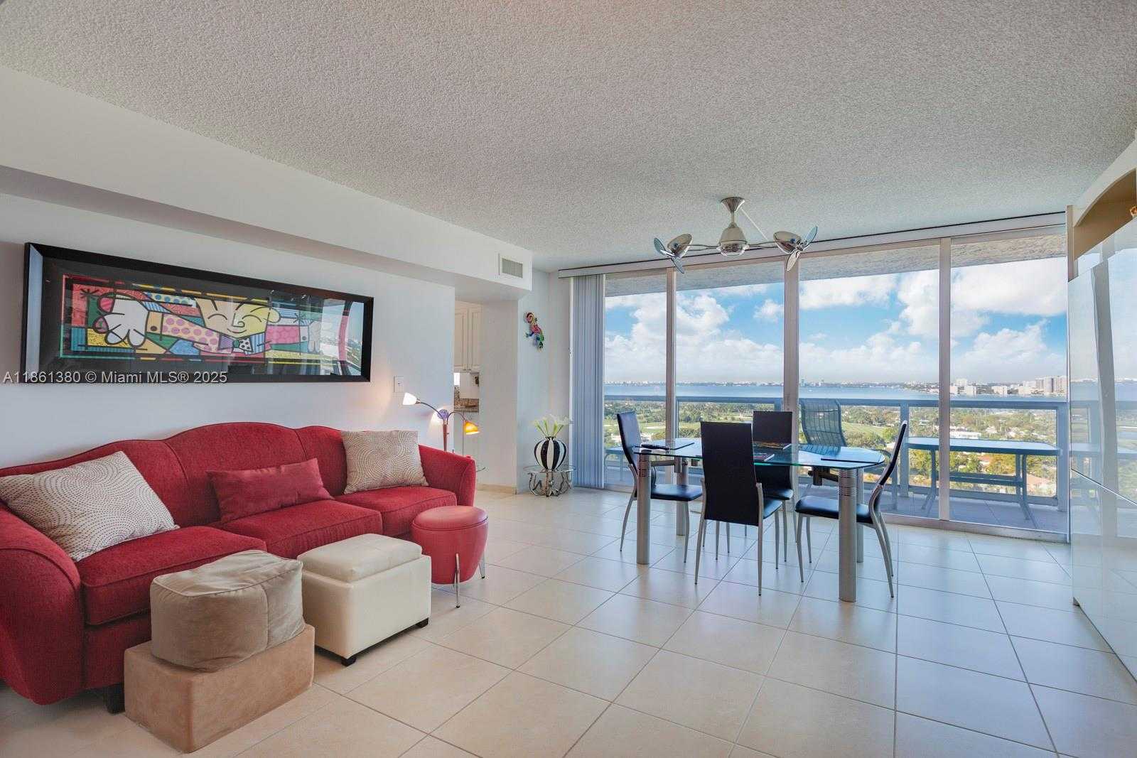 Small Image of 5900 COLLINS AVE #2105, Miami Beach Number 2