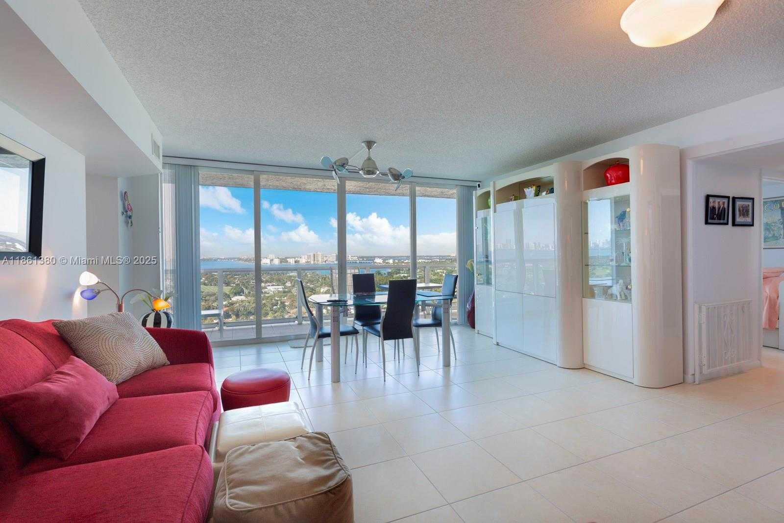 Small Image of 5900 COLLINS AVE #2105, Miami Beach Number 3