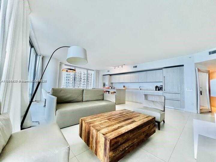 Small Image of 4111 SOUTH OCEAN DR #1801, Hollywood Number 4