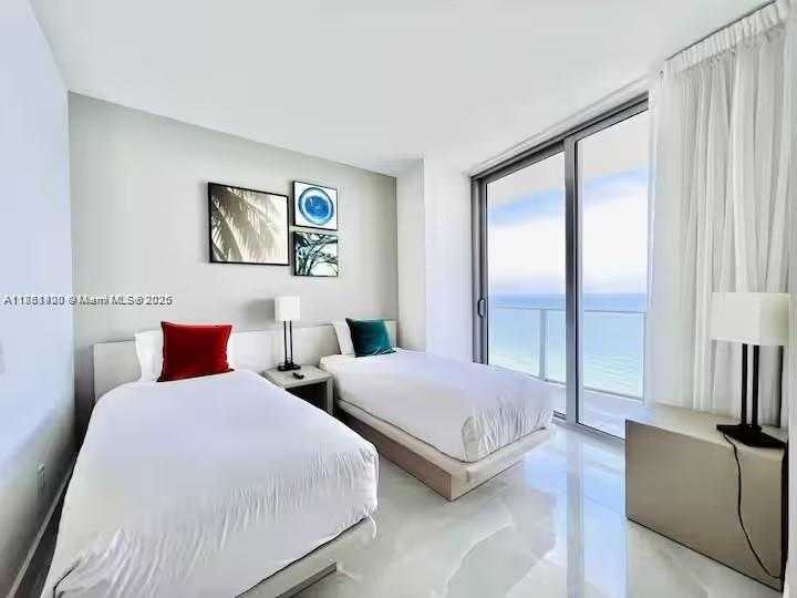 Small Image of 4111 SOUTH OCEAN DR #1801, Hollywood Number 8