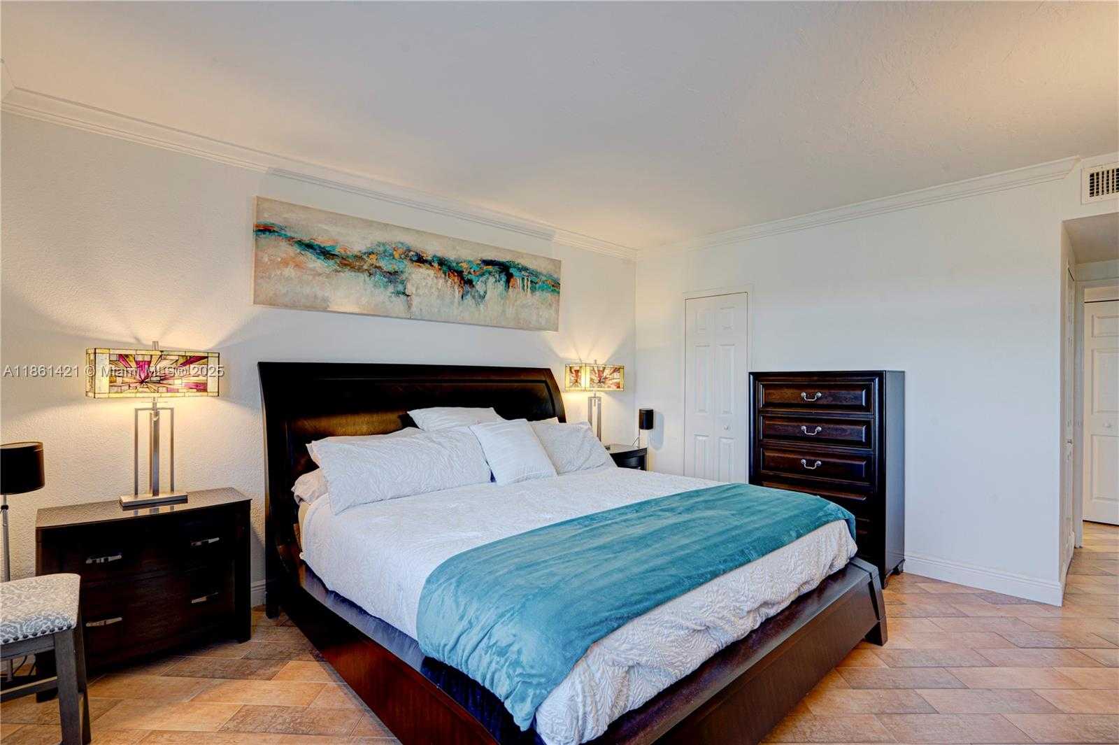 Small Image of 10350 WEST BAY HARBOR DR #4T, Bay Harbor Islands Number 40