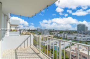 Small Image of 6900 BAY DR #11F, Miami Beach Number 15