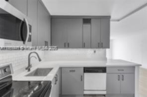 Small Image of 6900 BAY DR #11F, Miami Beach Number 2