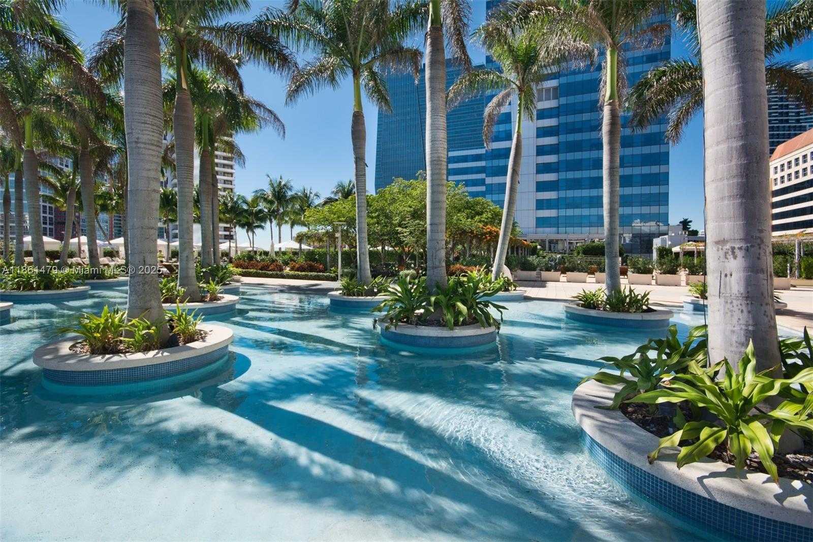 Small Image of 1425 BRICKELL AVE #48D, Miami Number 6
