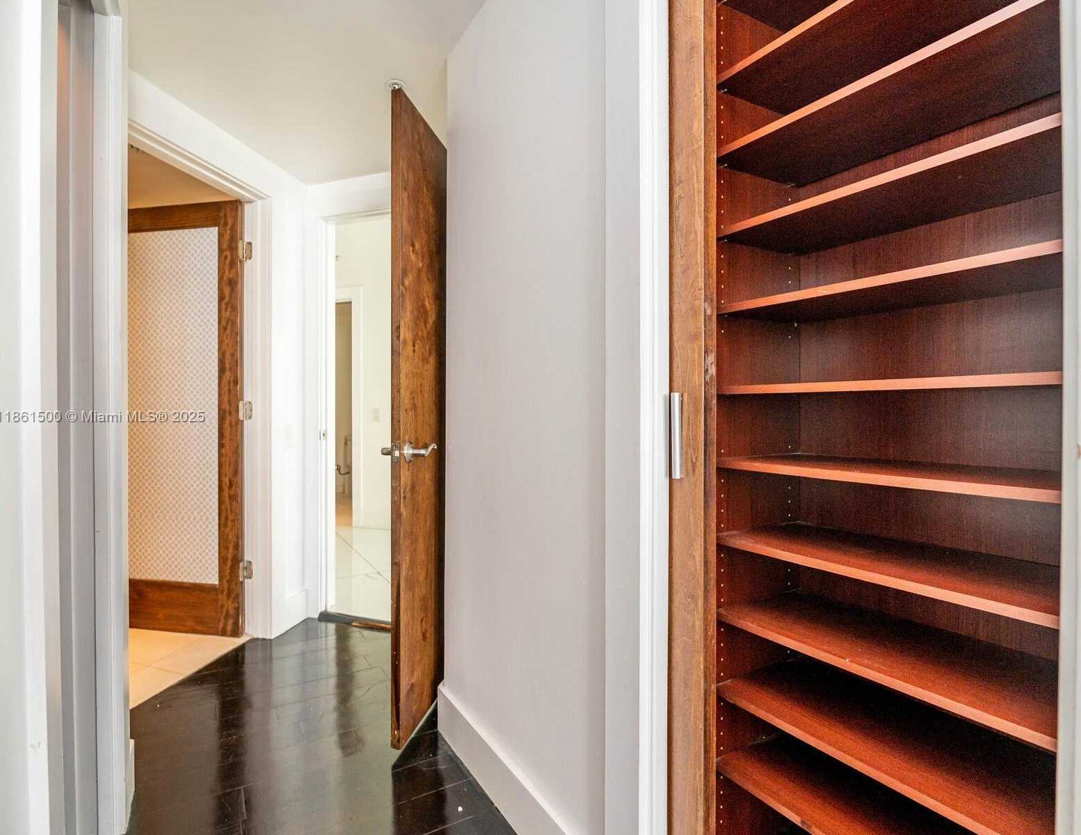 Small Image of 701 BRICKELL KEY BLVD #1504, Miami Number 12
