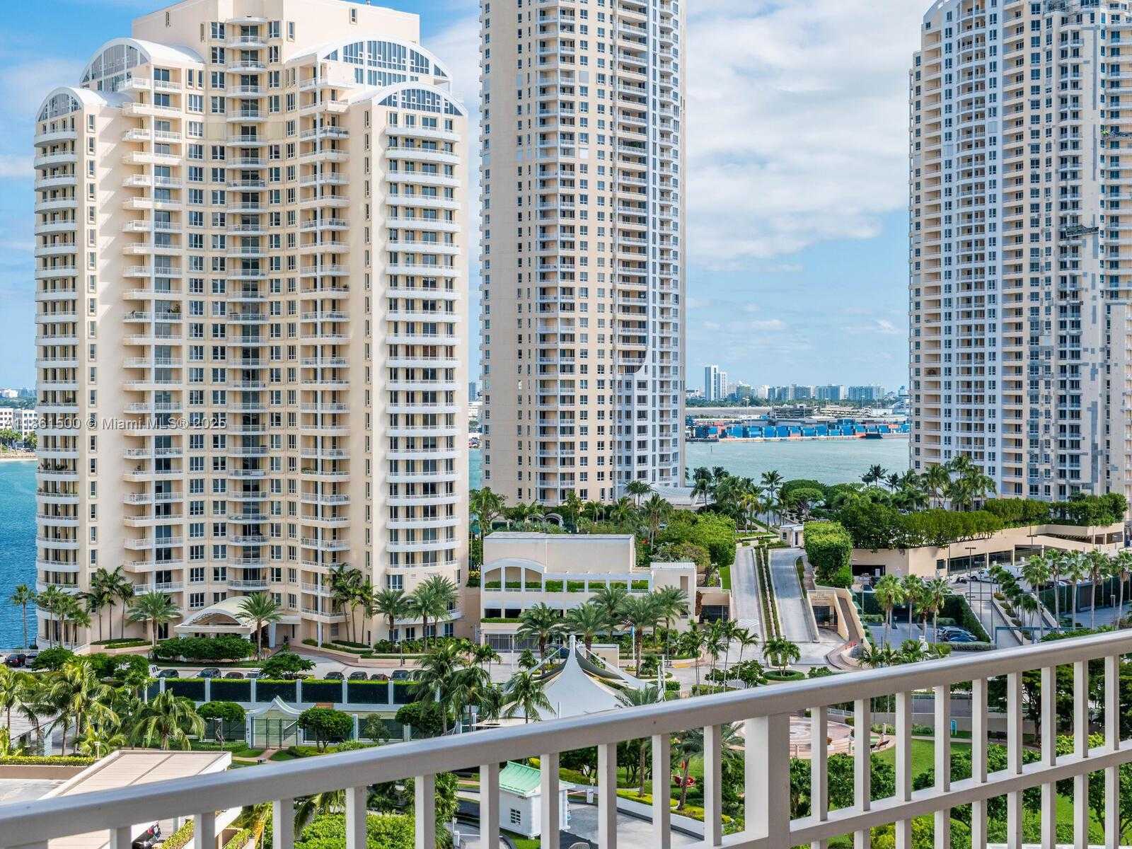 Small Image of 701 BRICKELL KEY BLVD #1504, Miami Number 2