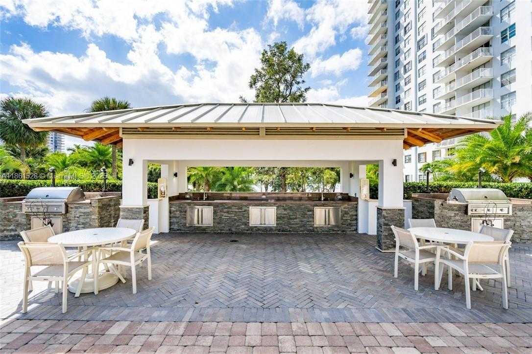 Small Image of 2801 NORTH EAST 183RD ST #2012W, Aventura Number 16