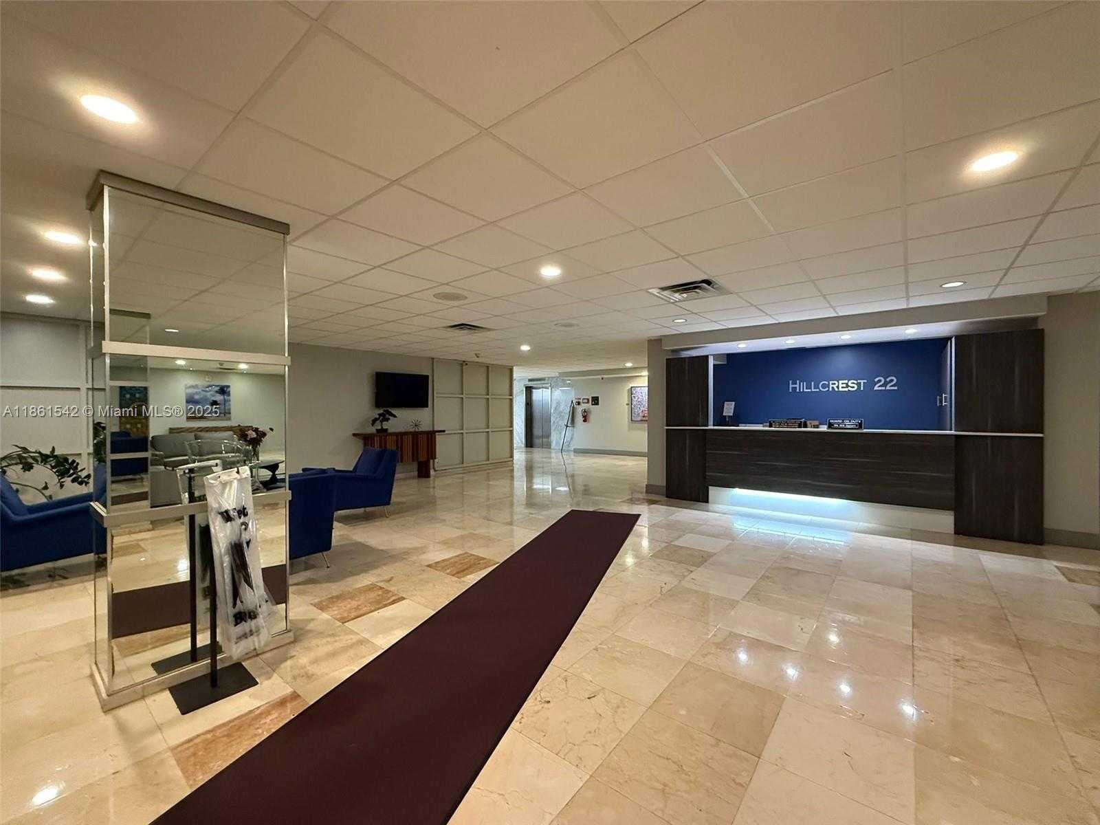 Small Image of 4350 HILLCREST DR #112, Hollywood Number 21