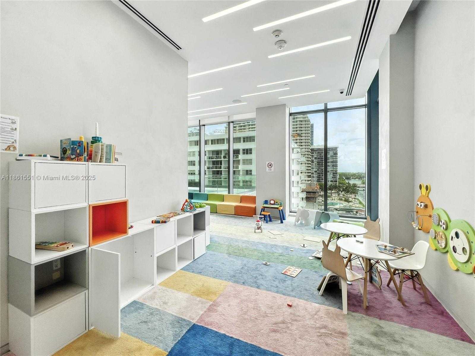 Small Image of 3131 NORTH EAST 7TH AVE #1504, Miami Number 23