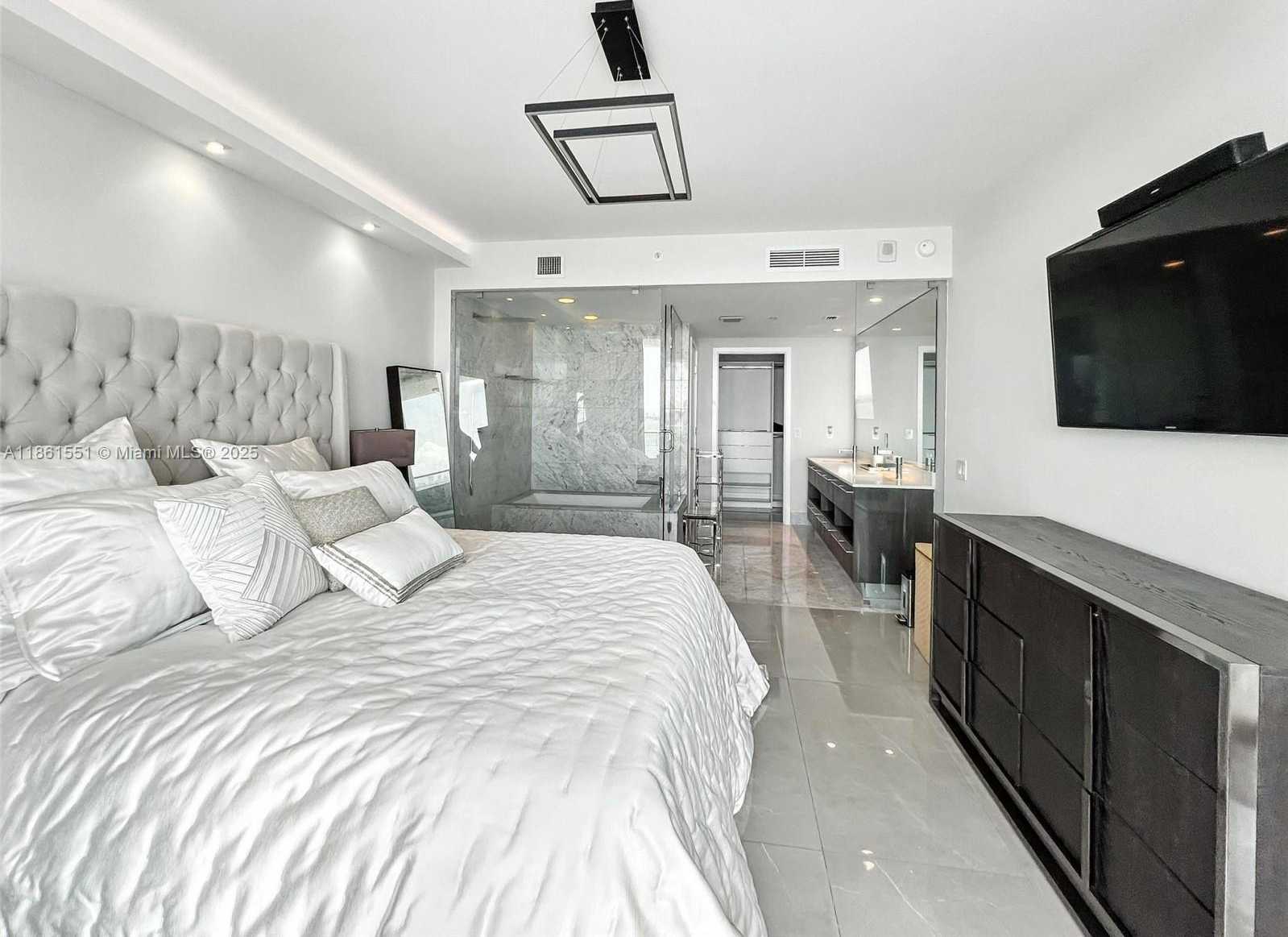 Small Image of 3131 NORTH EAST 7TH AVE #1504, Miami Number 5