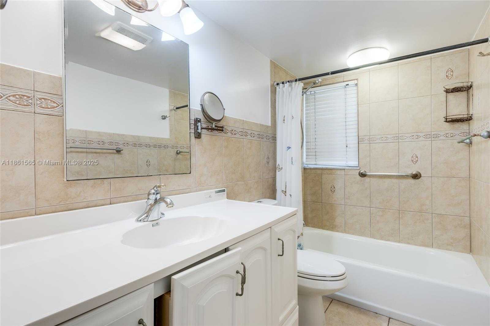 Small Image of 301 NORTH EAST 14TH AVE #108, Hallandale Beach Number 21