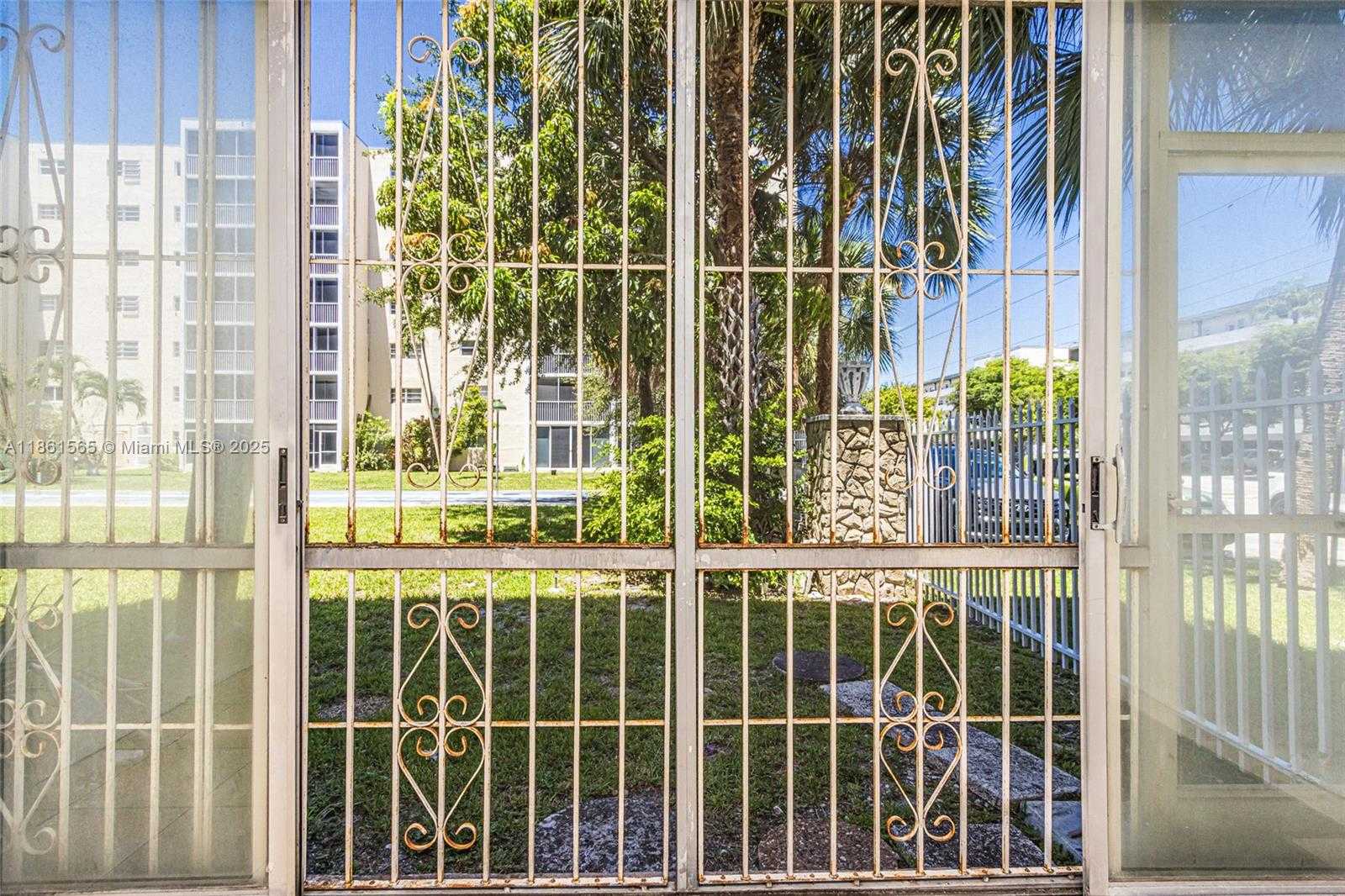 Small Image of 301 NORTH EAST 14TH AVE #108, Hallandale Beach Number 31