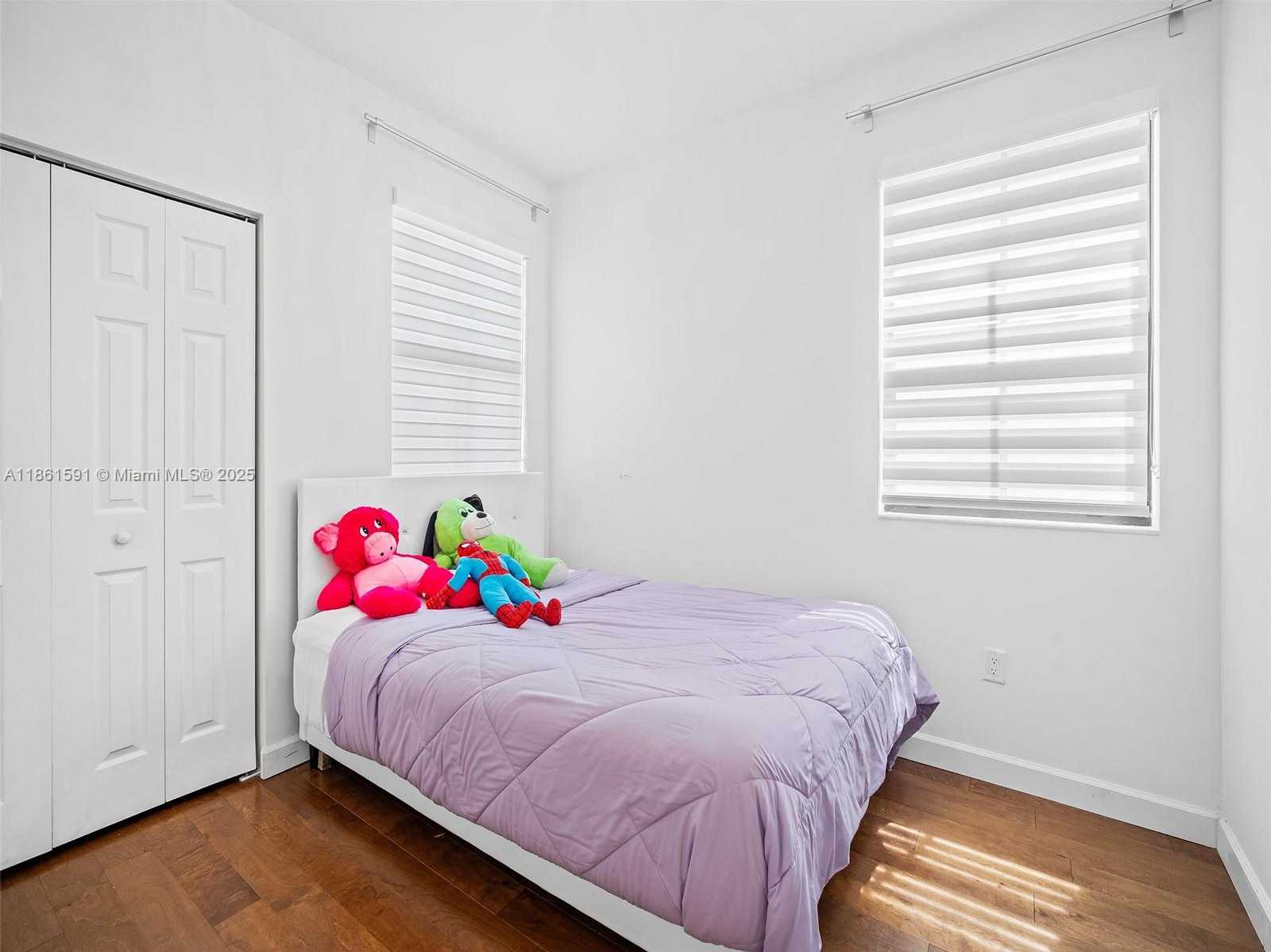 Small Image of 10343 NORTH WEST 70TH LN, Doral Number 24