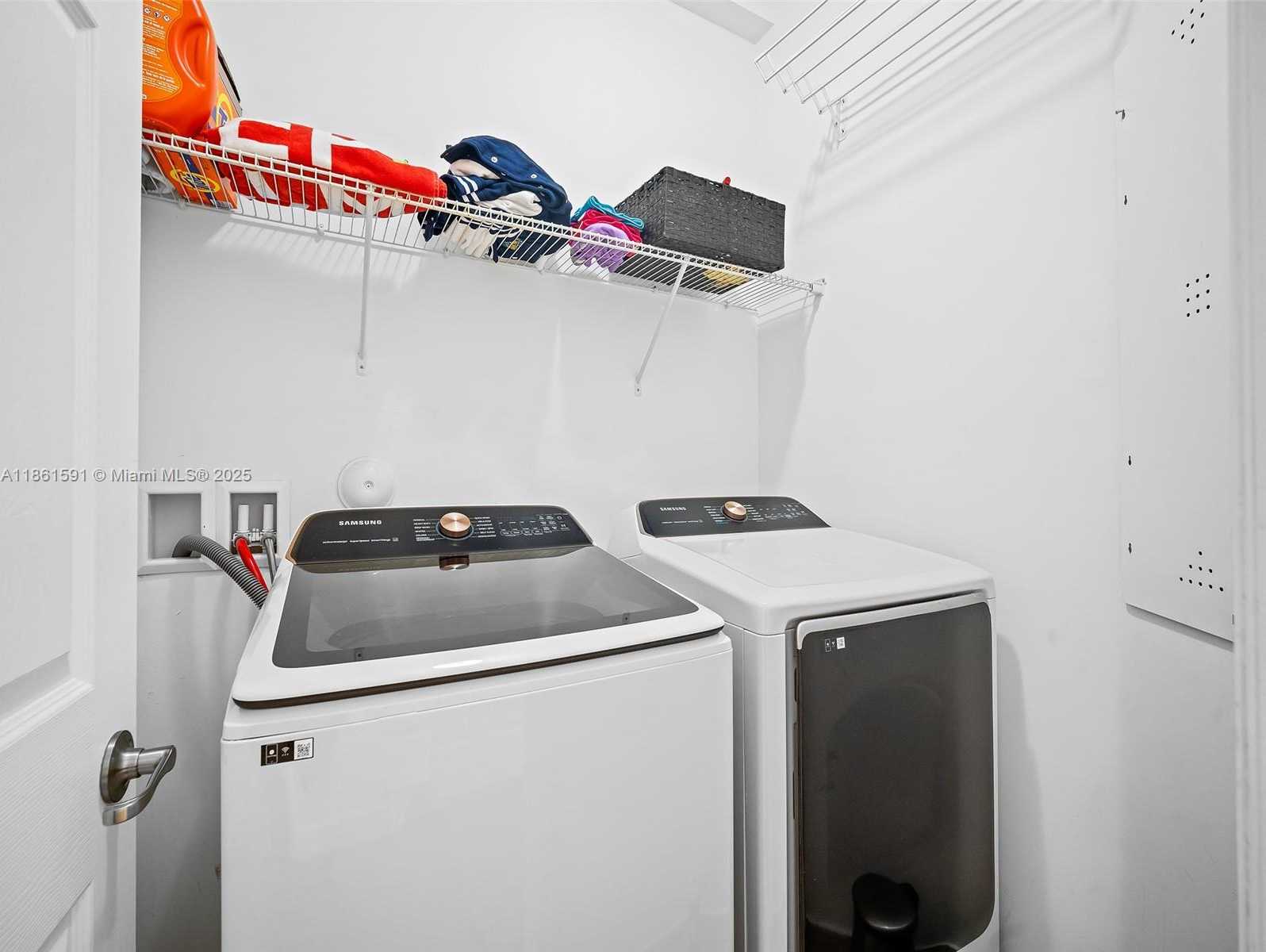 Small Image of 10343 NORTH WEST 70TH LN, Doral Number 30