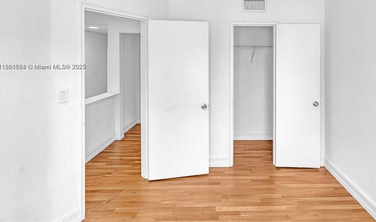 Small Image of 224 NORTH WEST 85TH ST RD #224, Miami Number 14