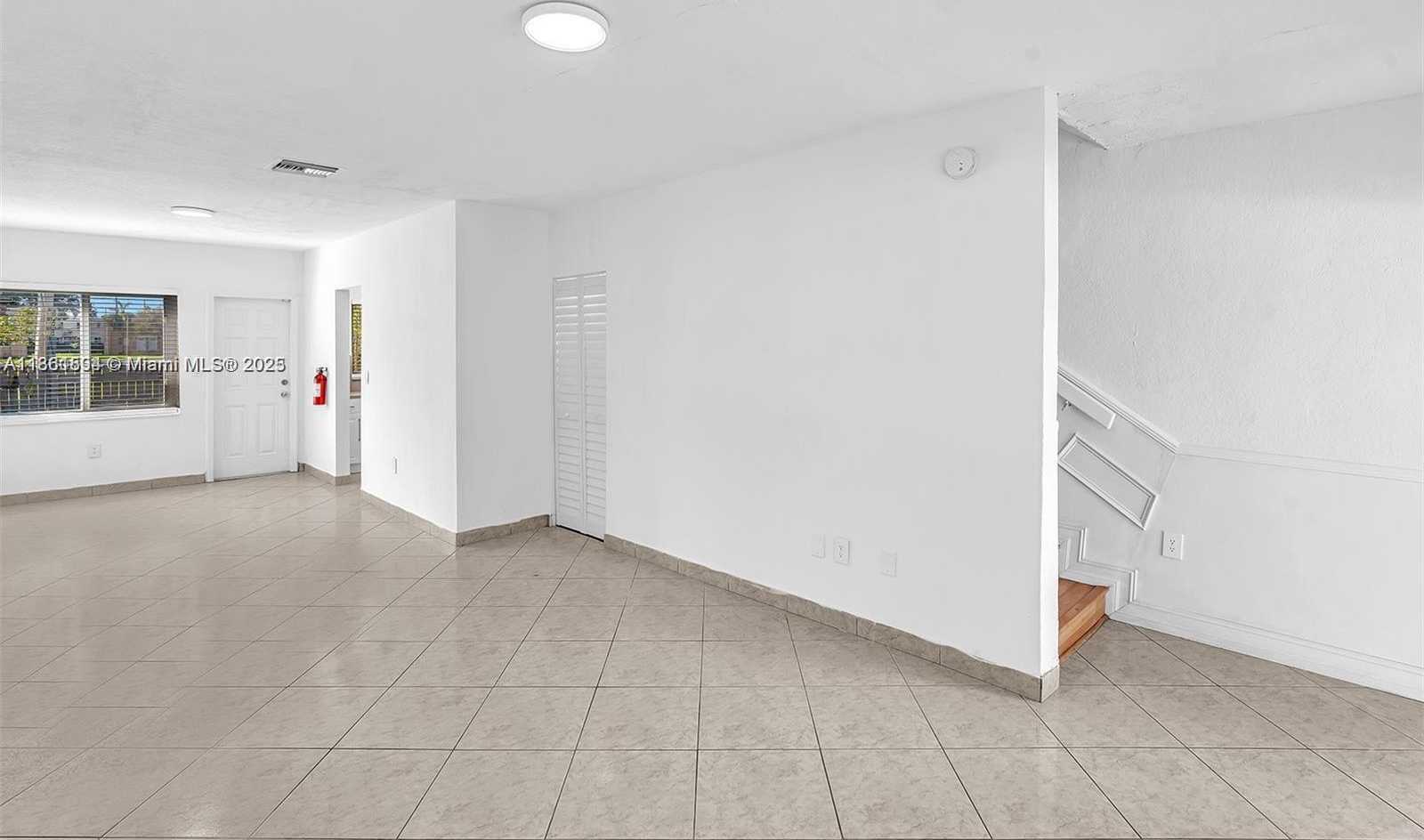 Small Image of 224 NORTH WEST 85TH ST RD #224, Miami Number 4