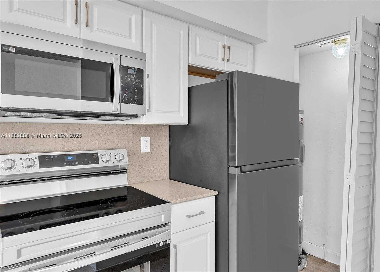Small Image of 224 NORTH WEST 85TH ST RD #224, Miami Number 7