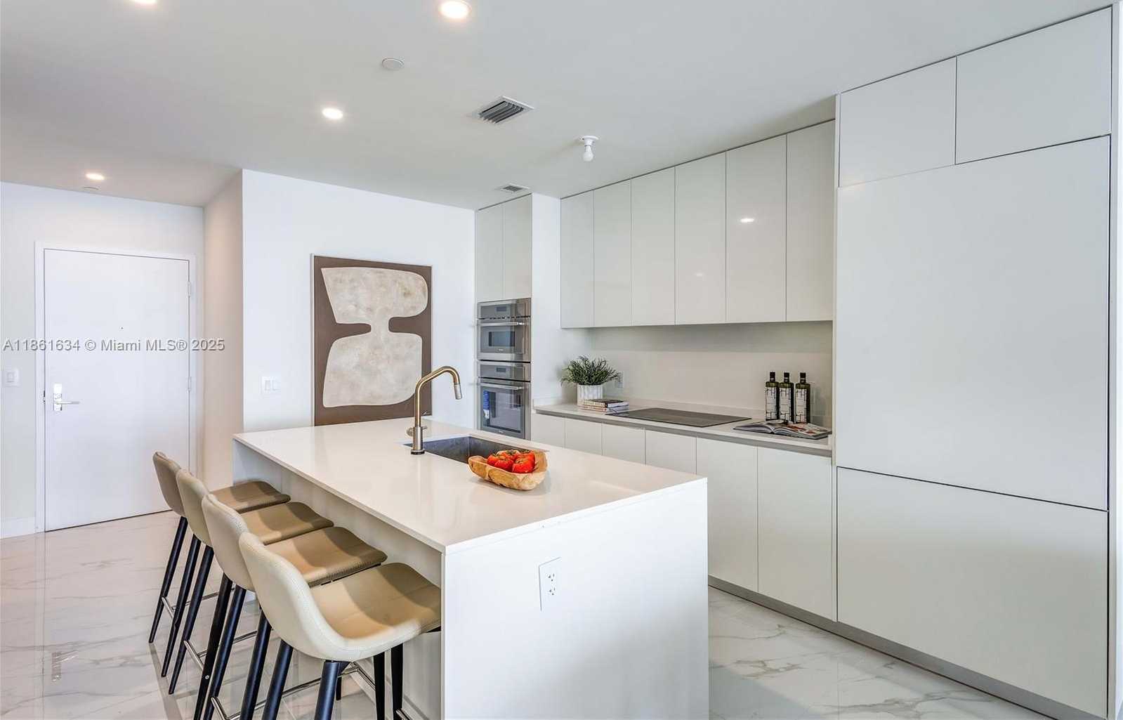 Small Image of 700 NORTH EAST 24 ST #1802, Miami Number 12