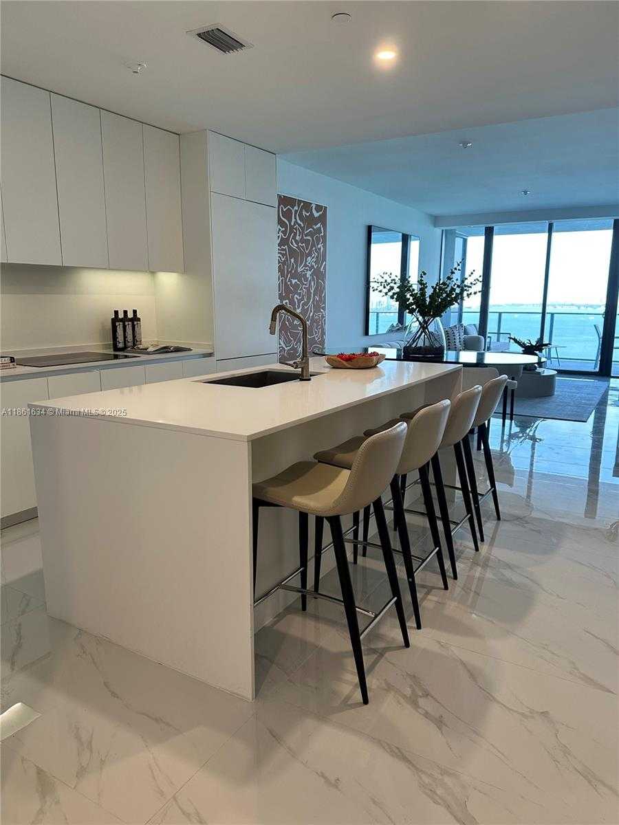 Small Image of 700 NORTH EAST 24 ST #1802, Miami Number 9