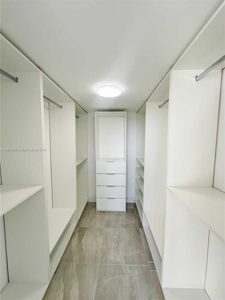 Small Image of 16546 NORTH EAST 26TH AVE #4J, North Miami Beach Number 12
