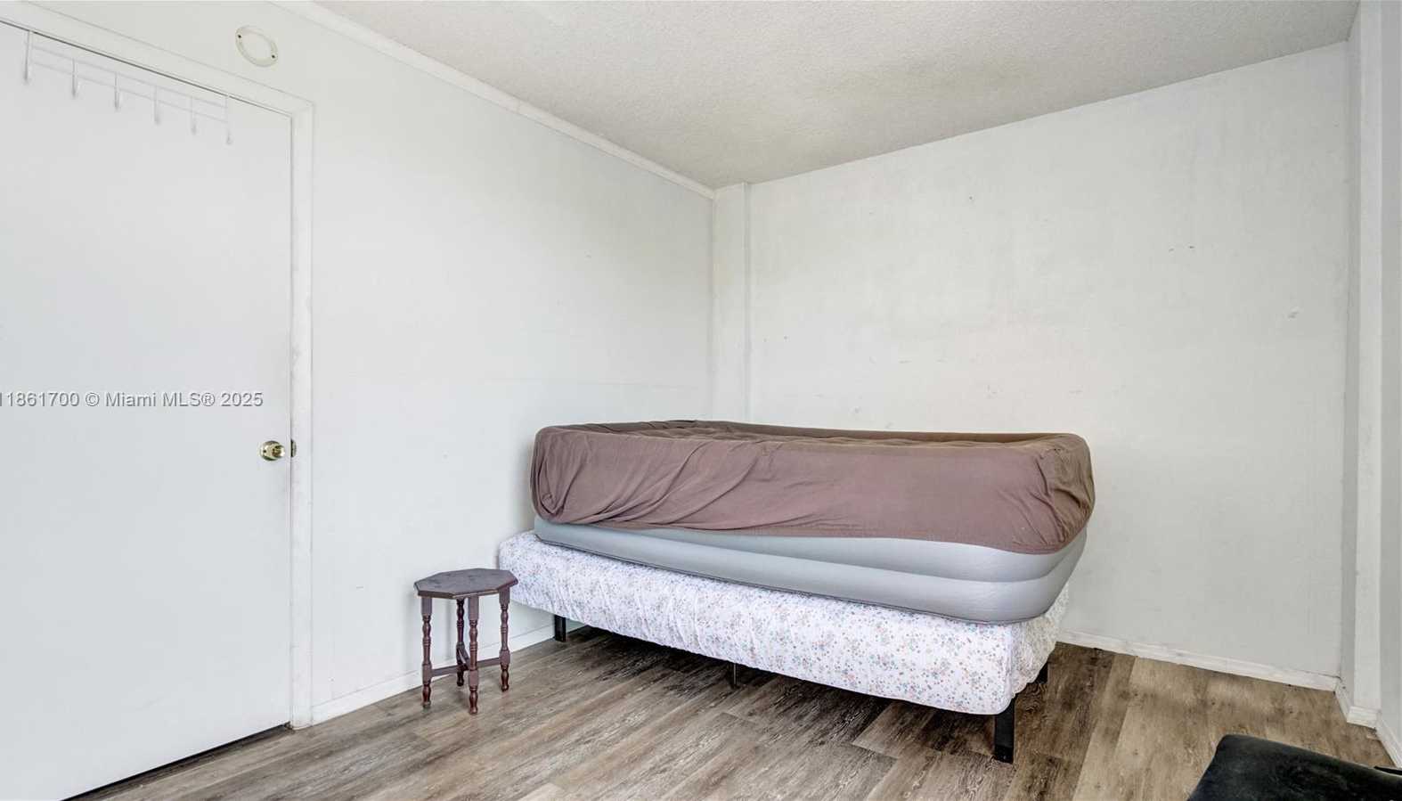 Small Image of 3101 NORTH COUNTRY CLUB DR #401, Aventura Number 20