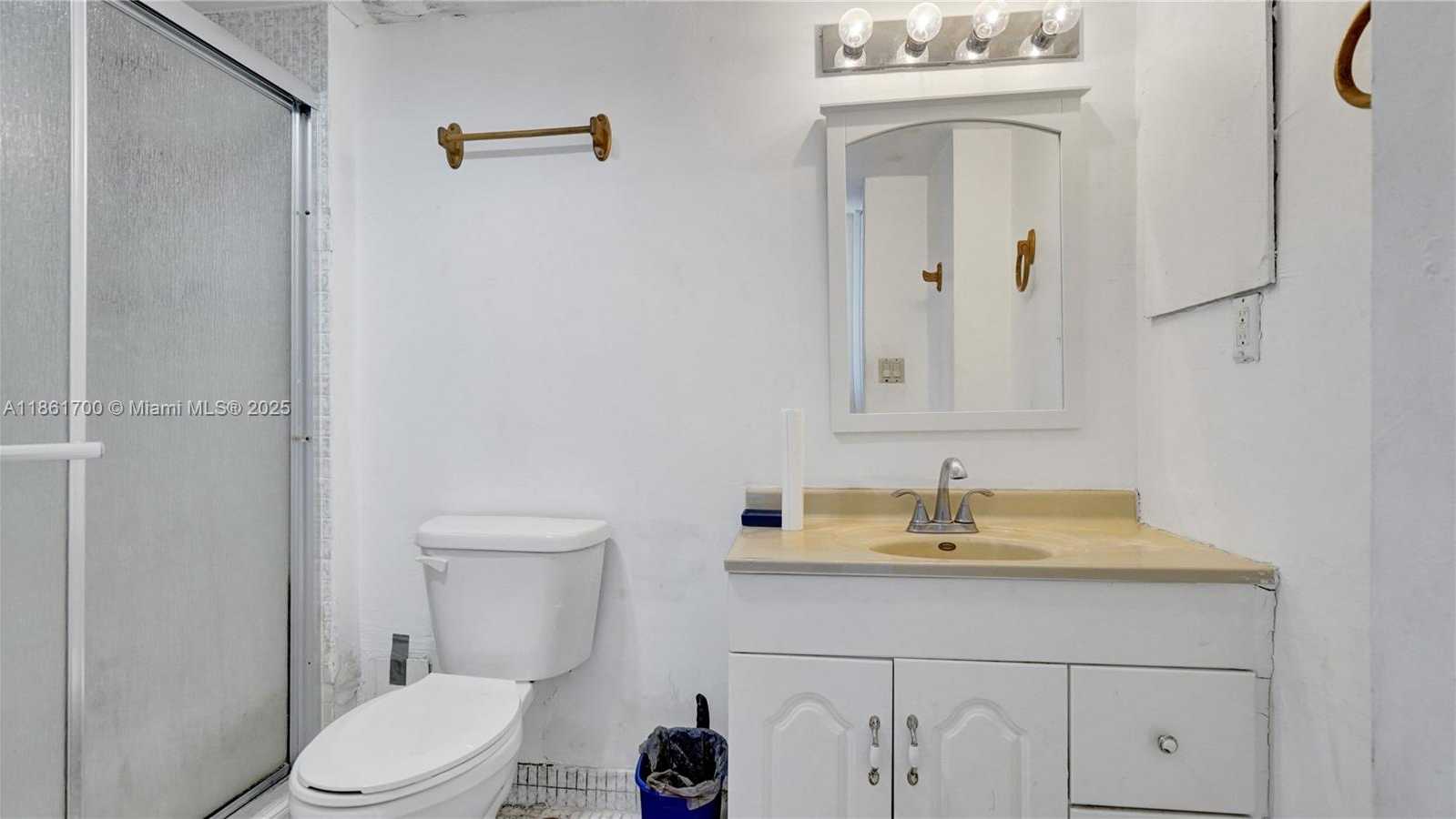 Small Image of 3101 NORTH COUNTRY CLUB DR #401, Aventura Number 27