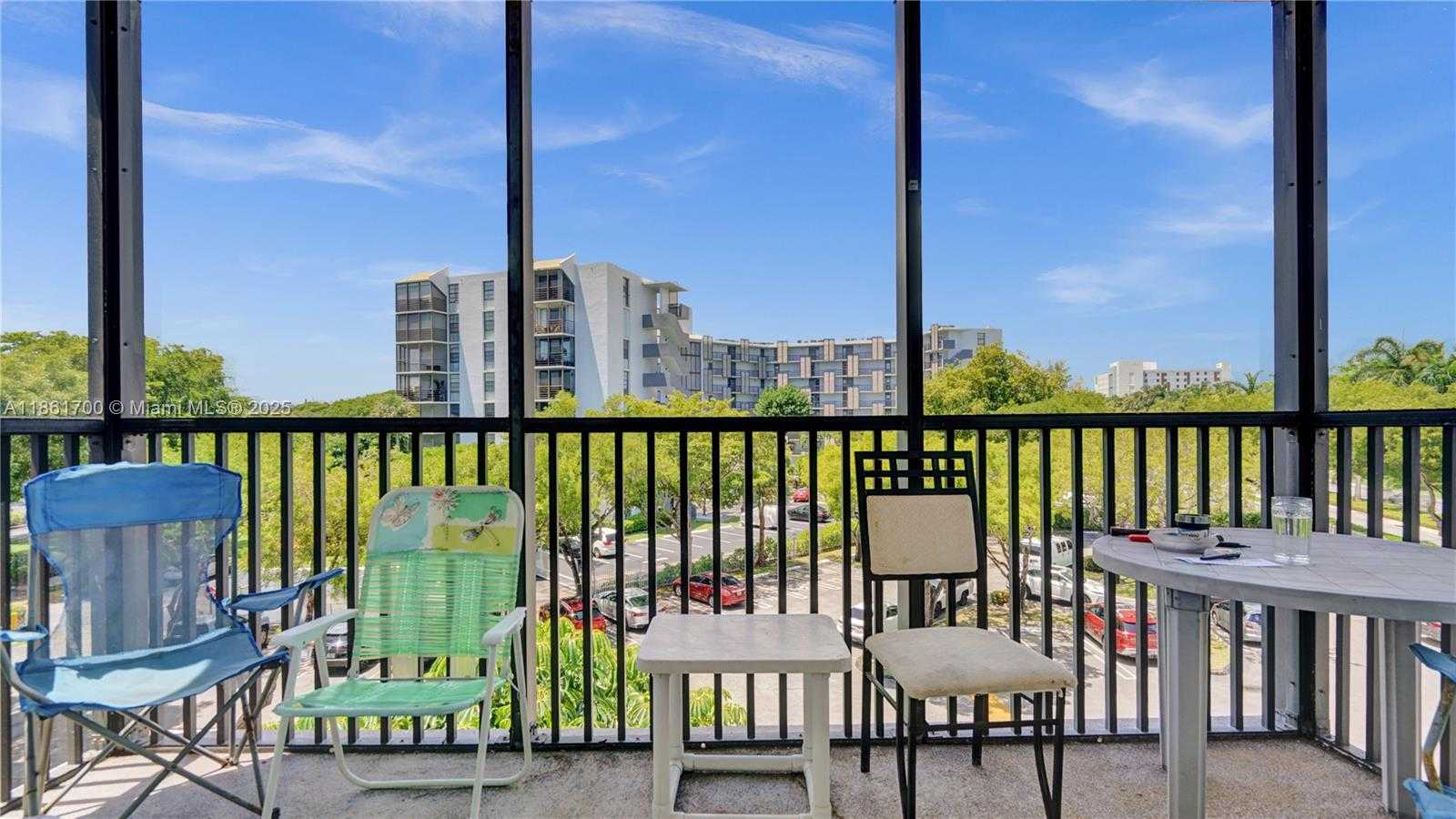 Small Image of 3101 NORTH COUNTRY CLUB DR #401, Aventura Number 28