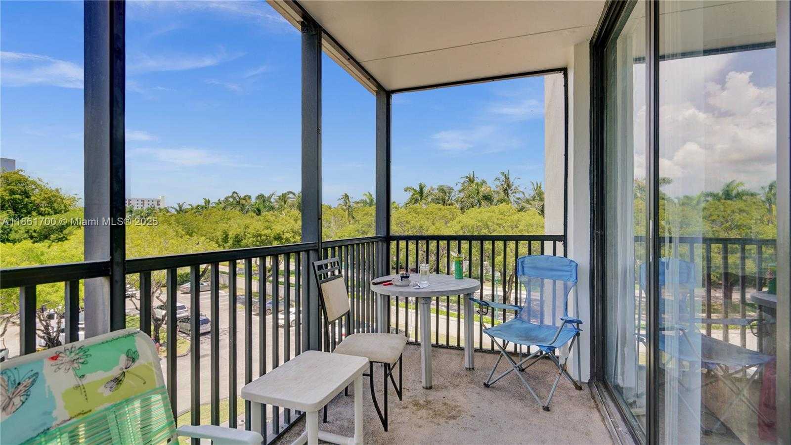 Small Image of 3101 NORTH COUNTRY CLUB DR #401, Aventura Number 29