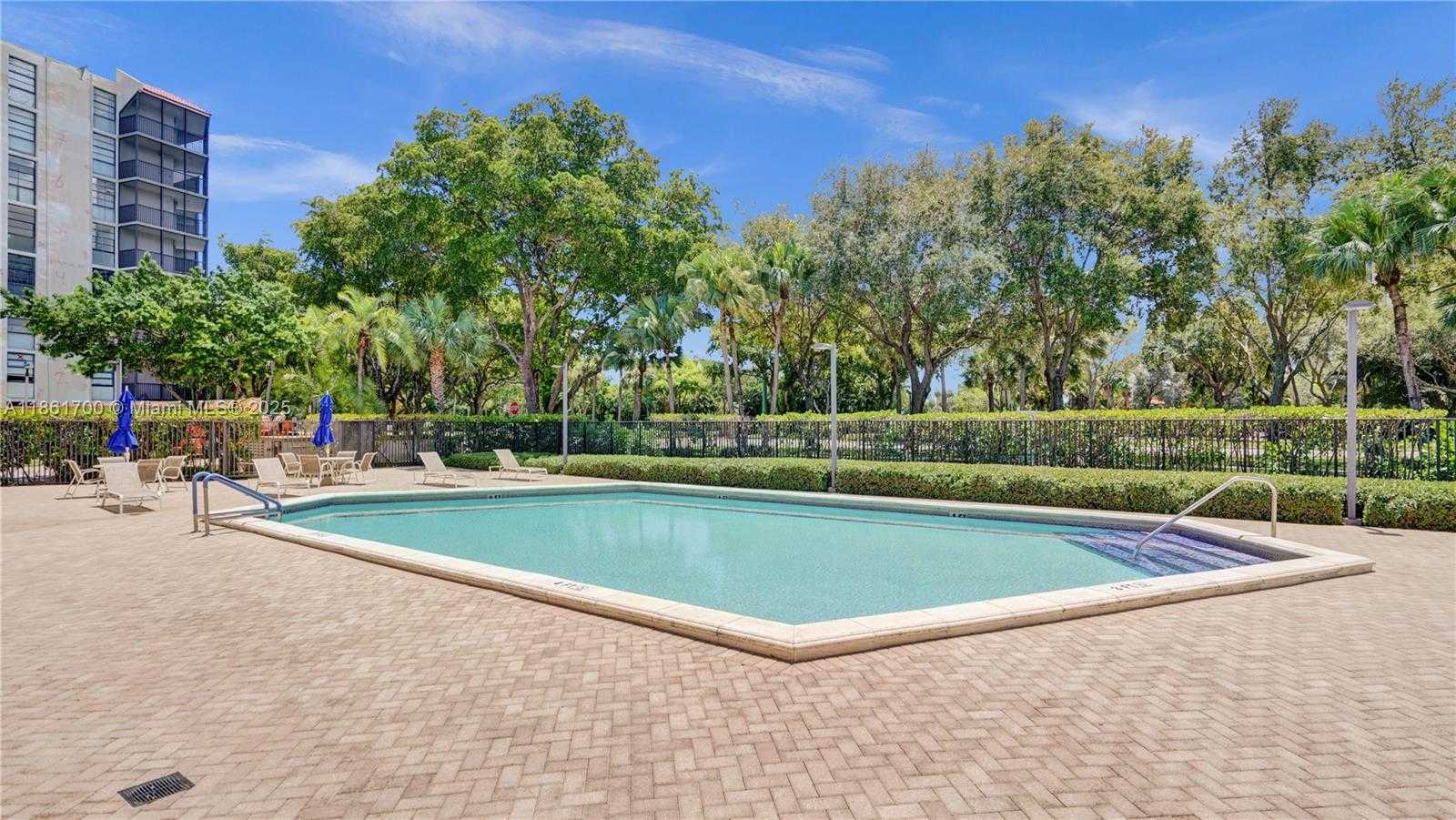 Small Image of 3101 NORTH COUNTRY CLUB DR #401, Aventura Number 33