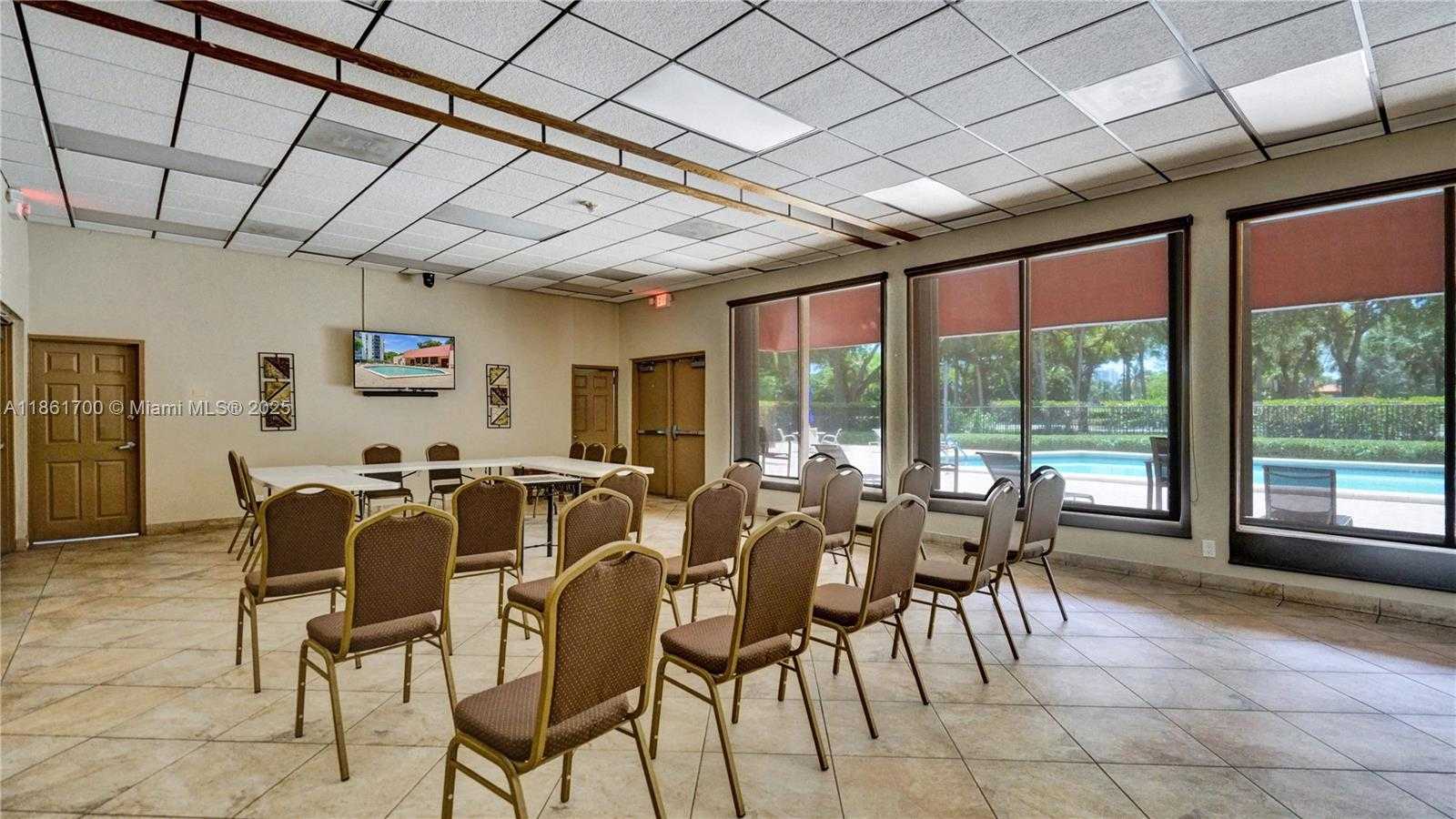 Small Image of 3101 NORTH COUNTRY CLUB DR #401, Aventura Number 37