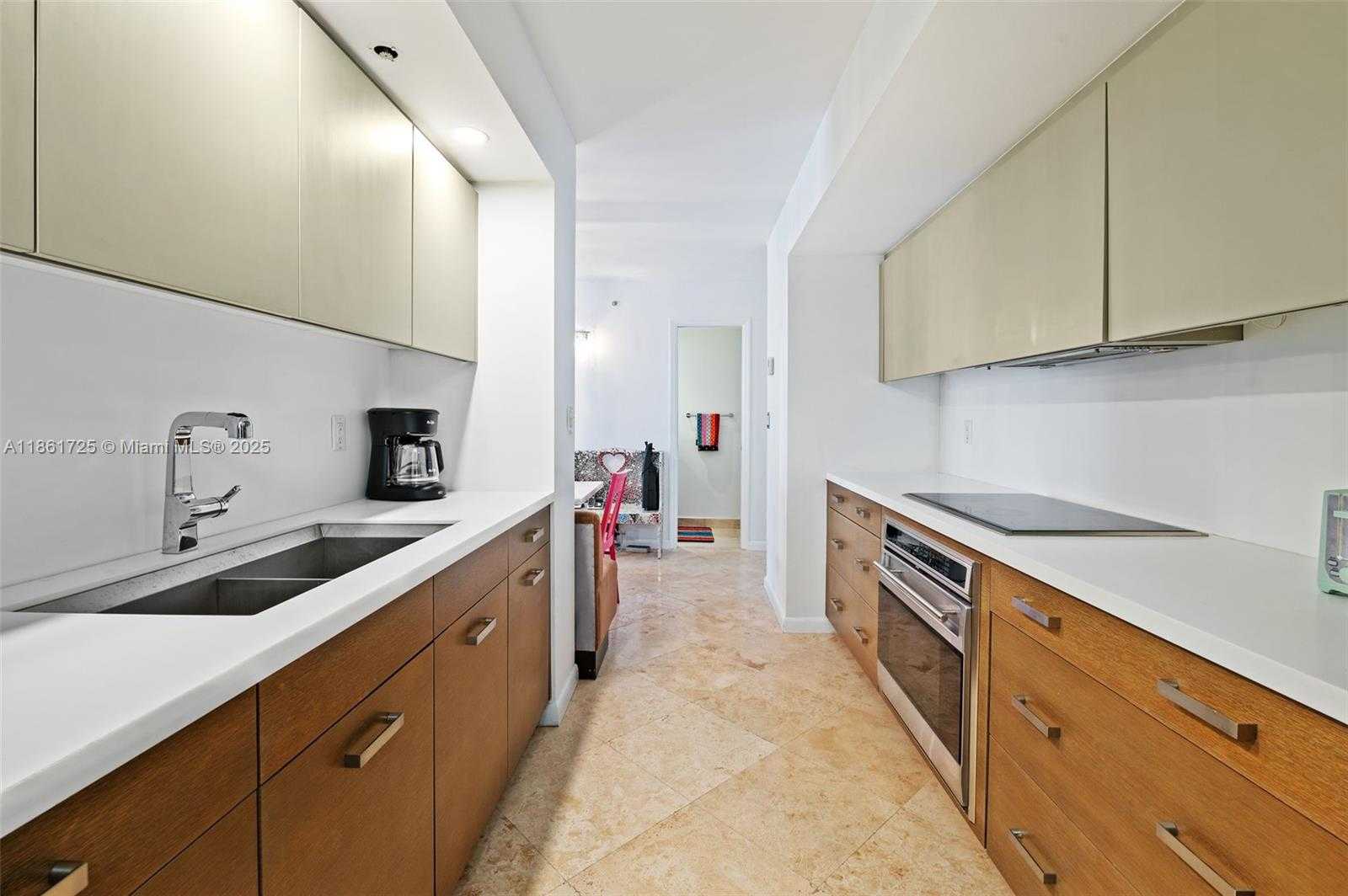 Small Image of 6917 COLLINS AVE #404, Miami Beach Number 15