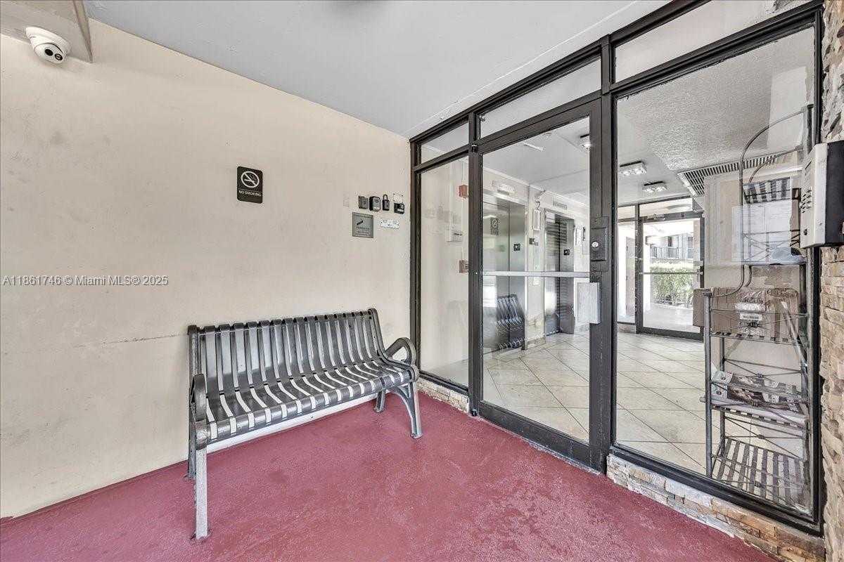 Small Image of 3101 NORTH COUNTRY CLUB DR #512, Aventura Number 18