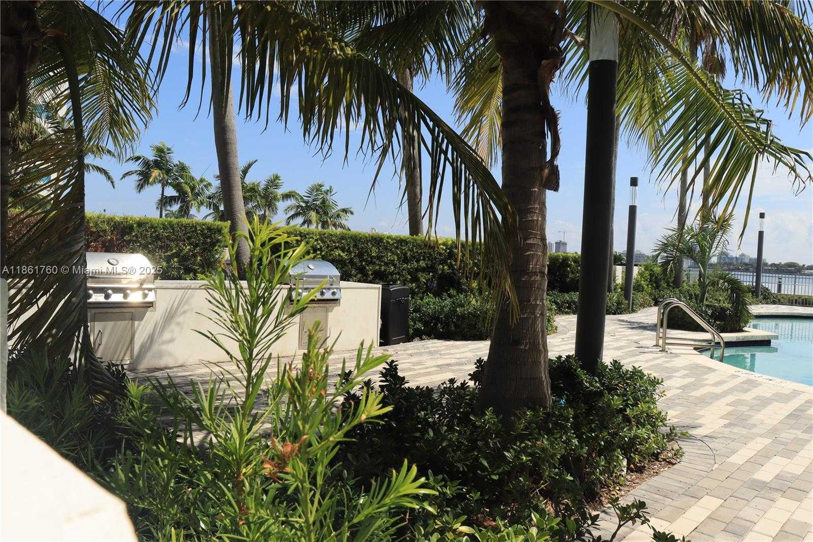 Small Image of 7501 EAST TREASURE DR #3K, North Bay Village Number 8