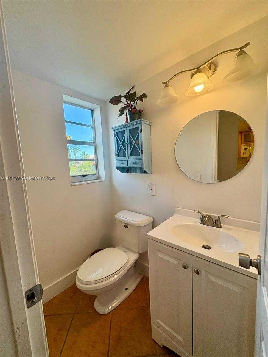 Small Image of 6709 NORTH KENDALL DR #230, Pinecrest Number 6