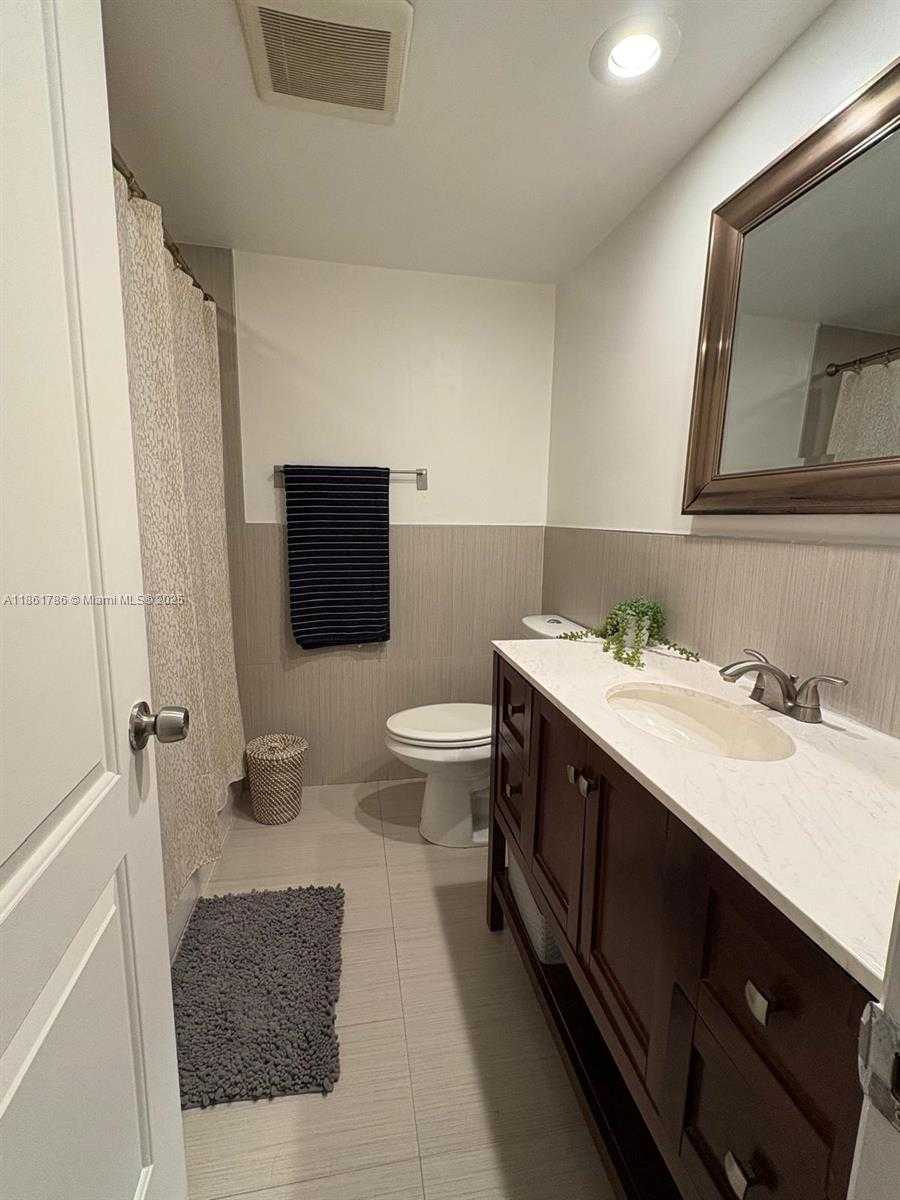 Small Image of 6709 NORTH KENDALL DR #230, Pinecrest Number 8