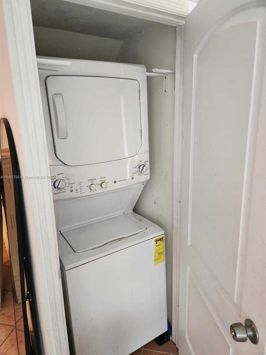 Small Image of 6709 NORTH KENDALL DR #230, Pinecrest Number 9