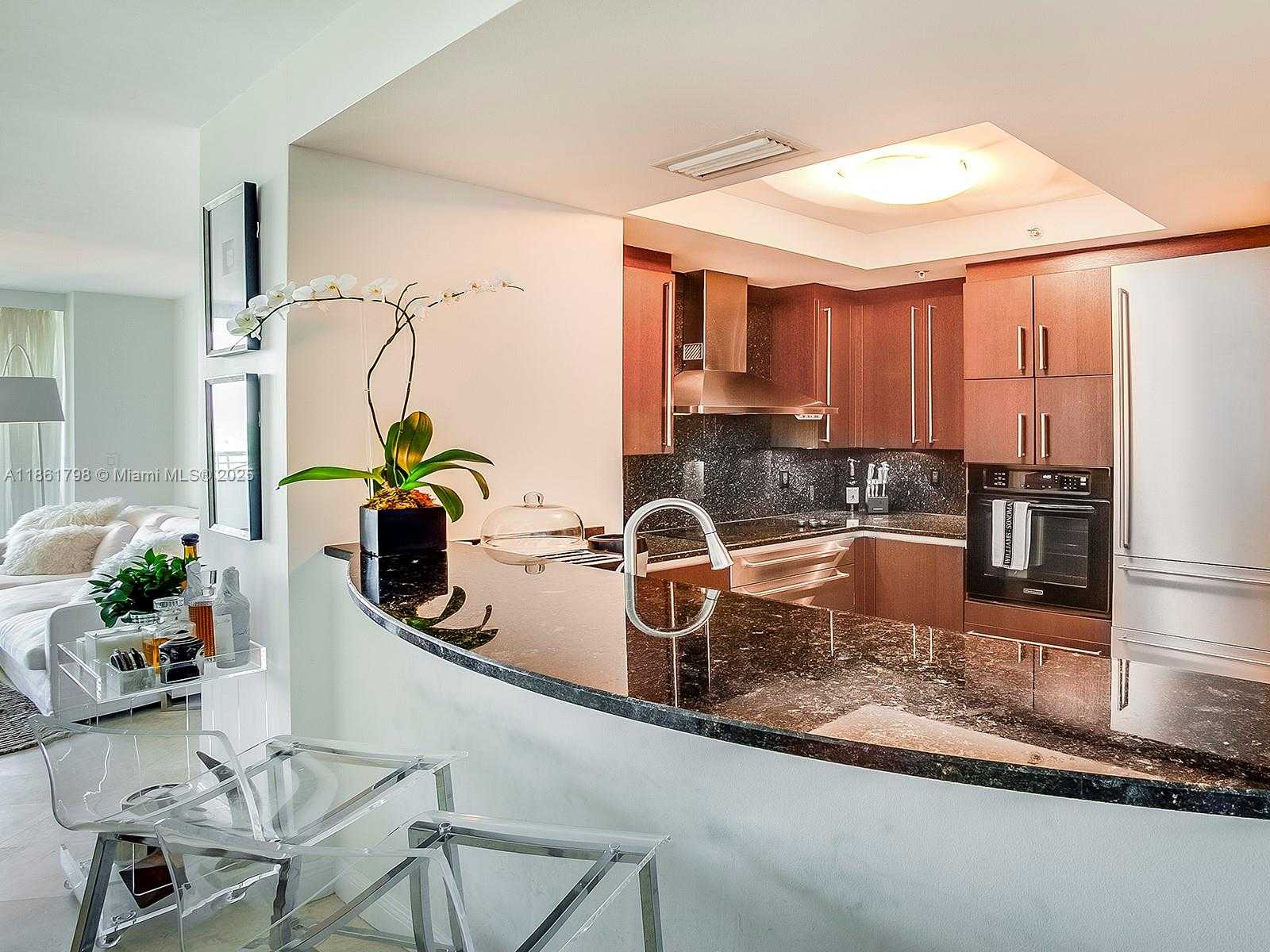 Small Image of 3400 SOUTH WEST 27TH AVE #1005, Miami Number 5
