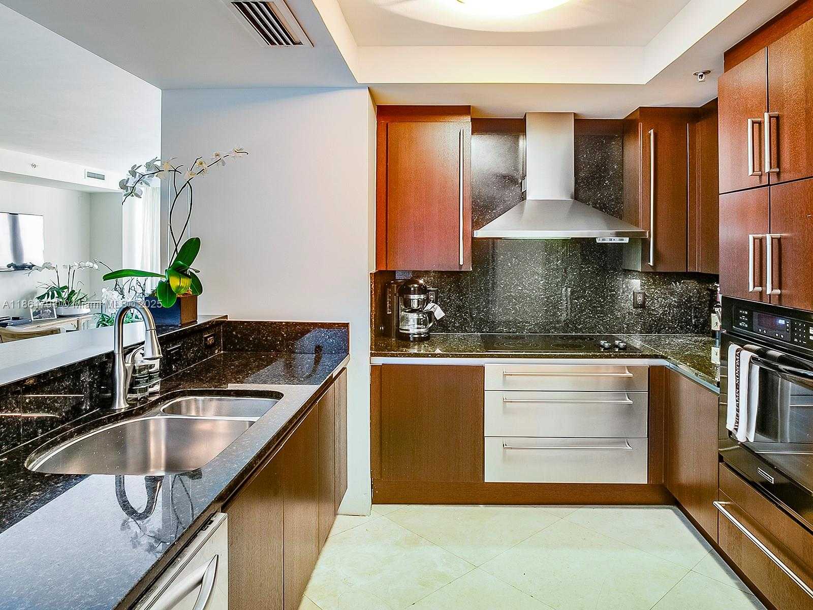 Small Image of 3400 SOUTH WEST 27TH AVE #1005, Miami Number 6