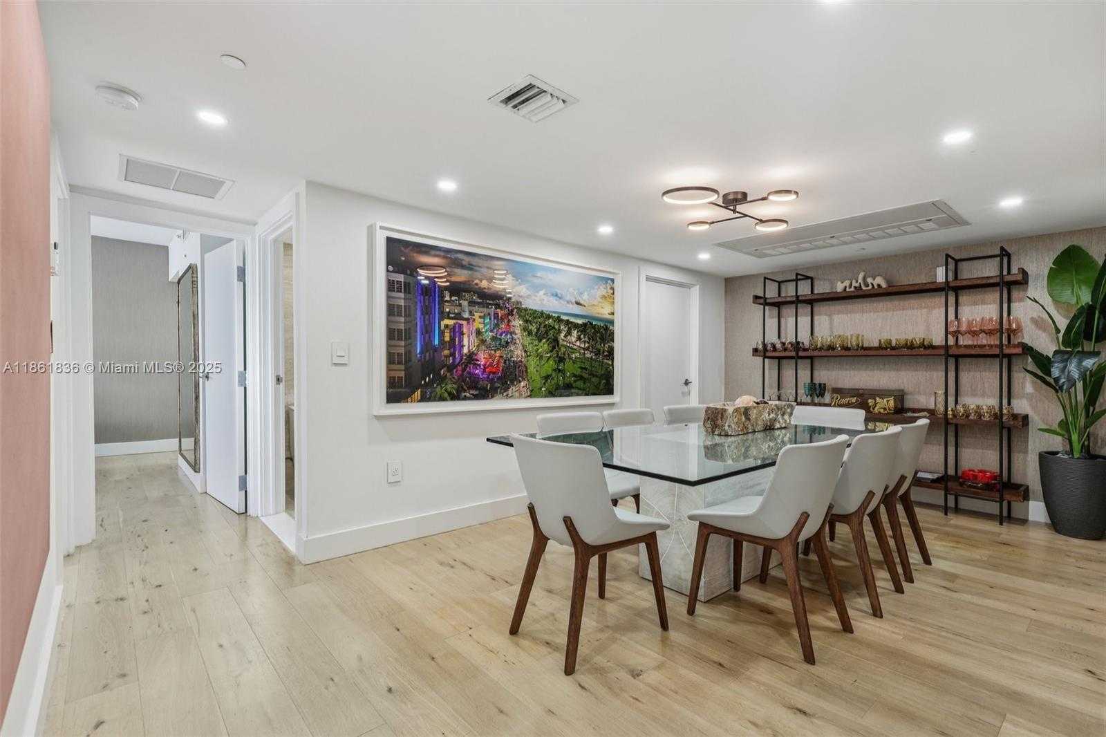 Small Image of 102 24TH ST #1440, Miami Beach Number 14