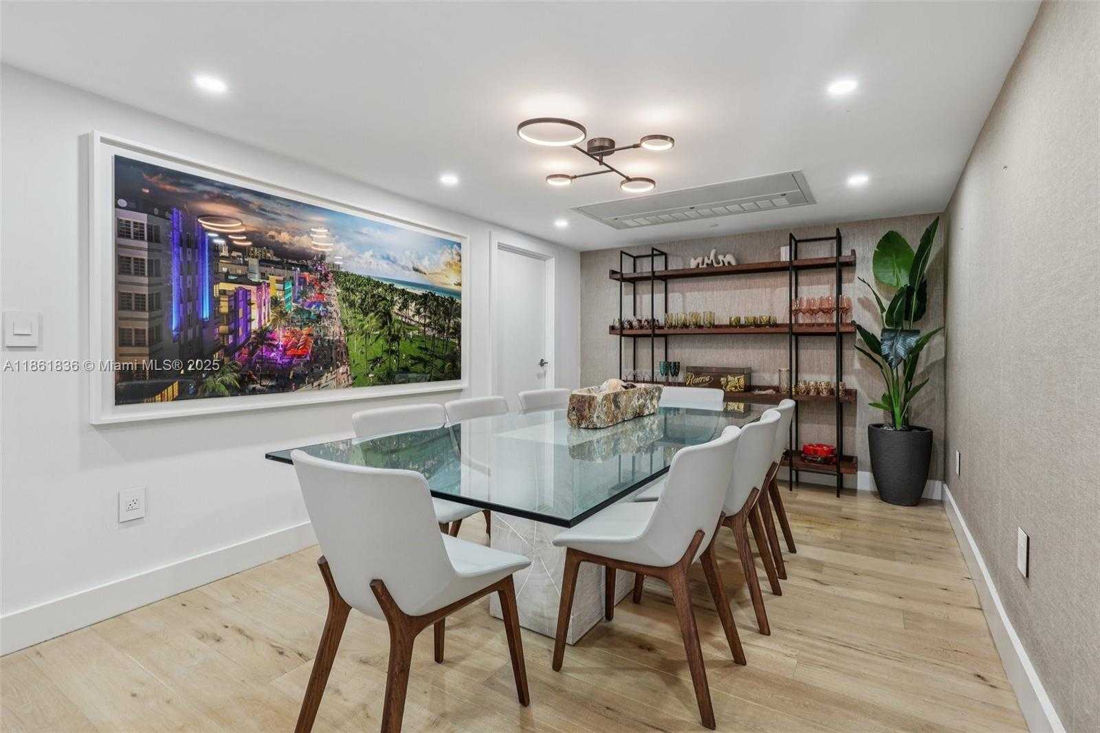 Small Image of 102 24TH ST #1440, Miami Beach Number 15
