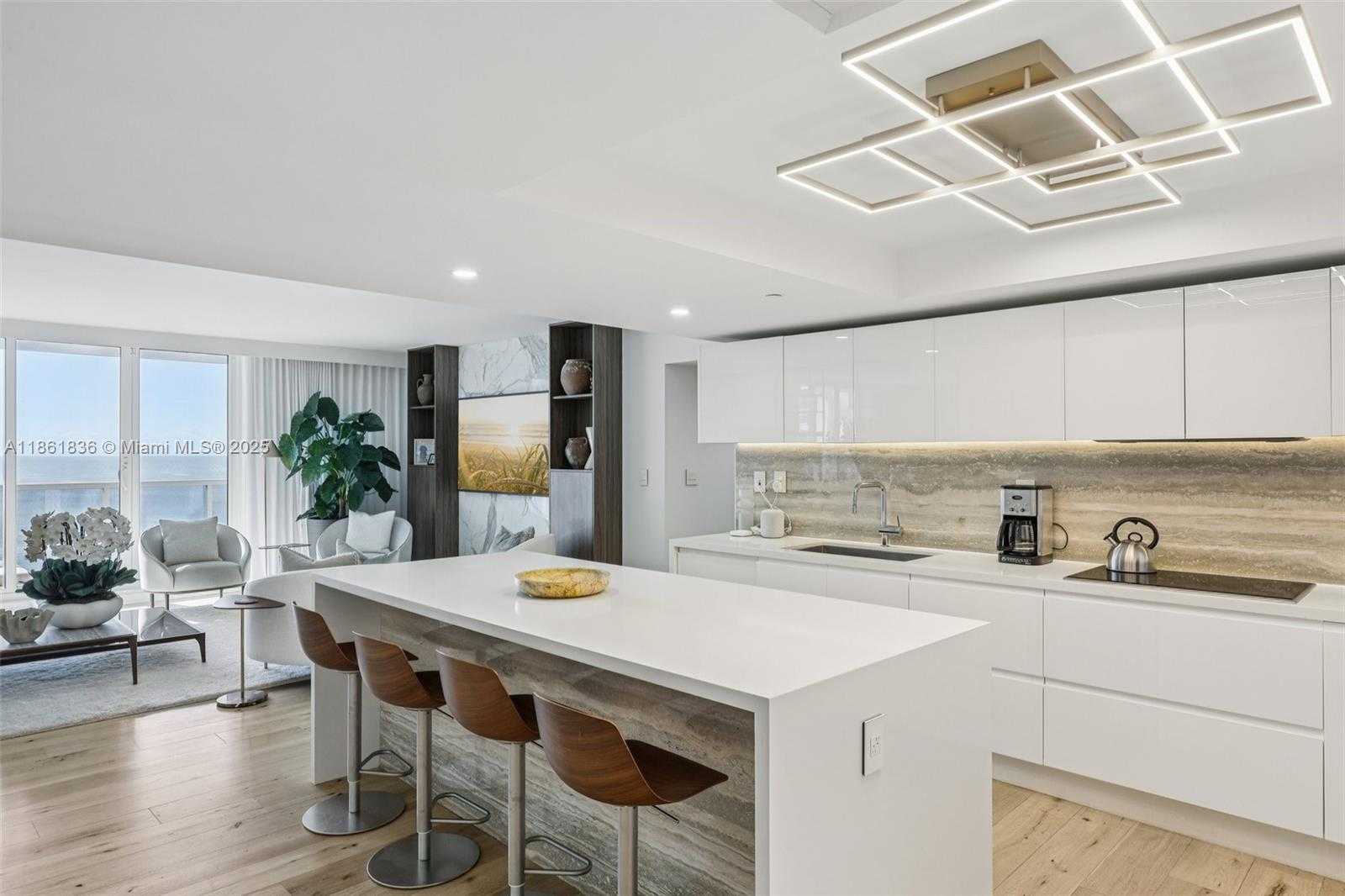 Small Image of 102 24TH ST #1440, Miami Beach Number 8