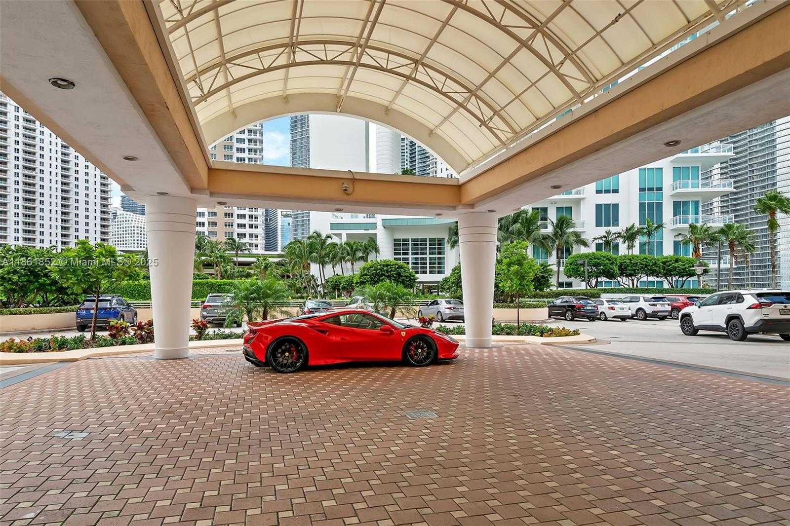 Small Image of 888 BRICKELL KEY DR #500, Miami Number 6