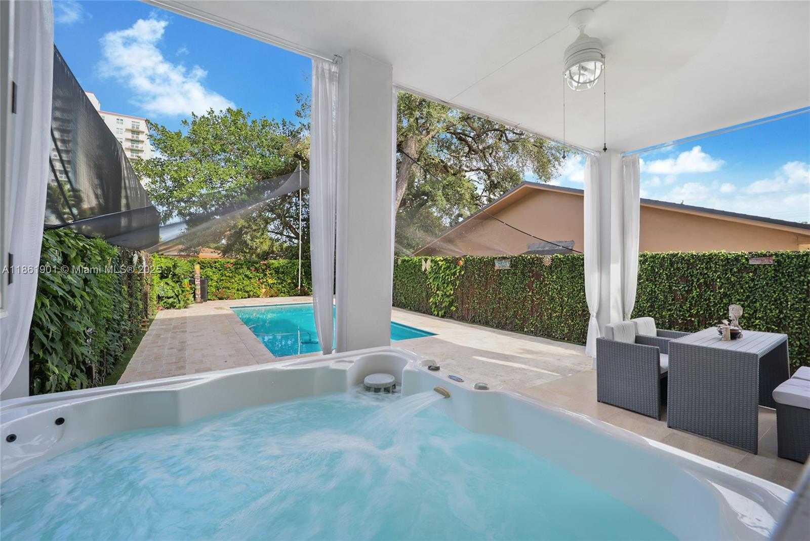 Small Image of 2943 SOUTH WEST 23RD ST, Miami Number 16