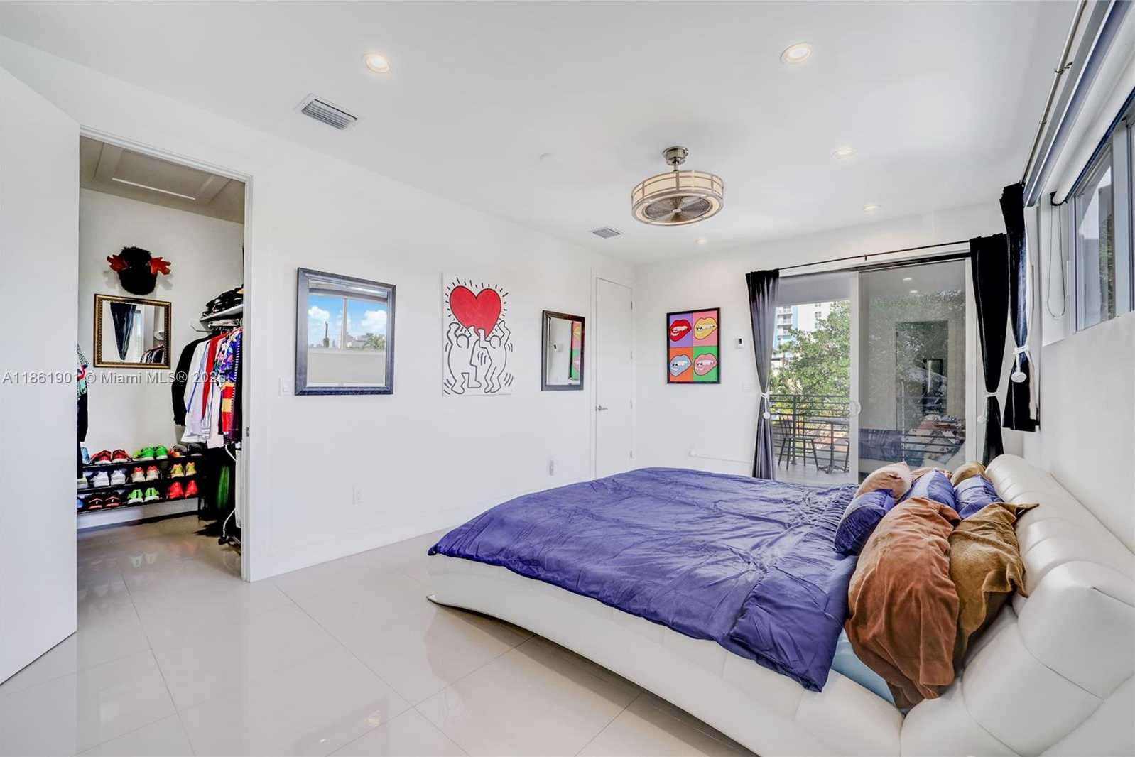 Small Image of 2943 SOUTH WEST 23RD ST, Miami Number 8