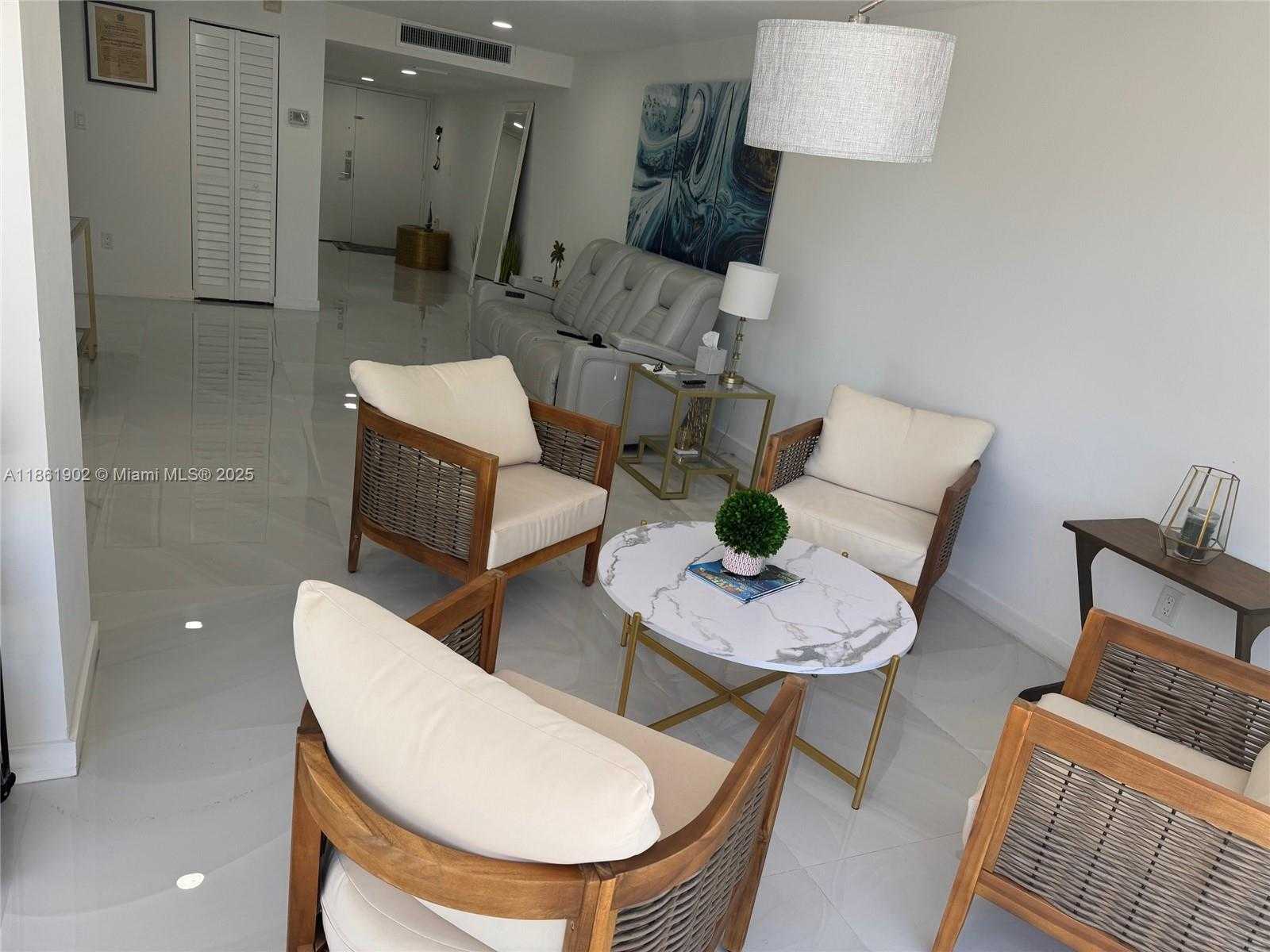 Small Image of 6423 COLLINS AVE #401, Miami Beach Number 11