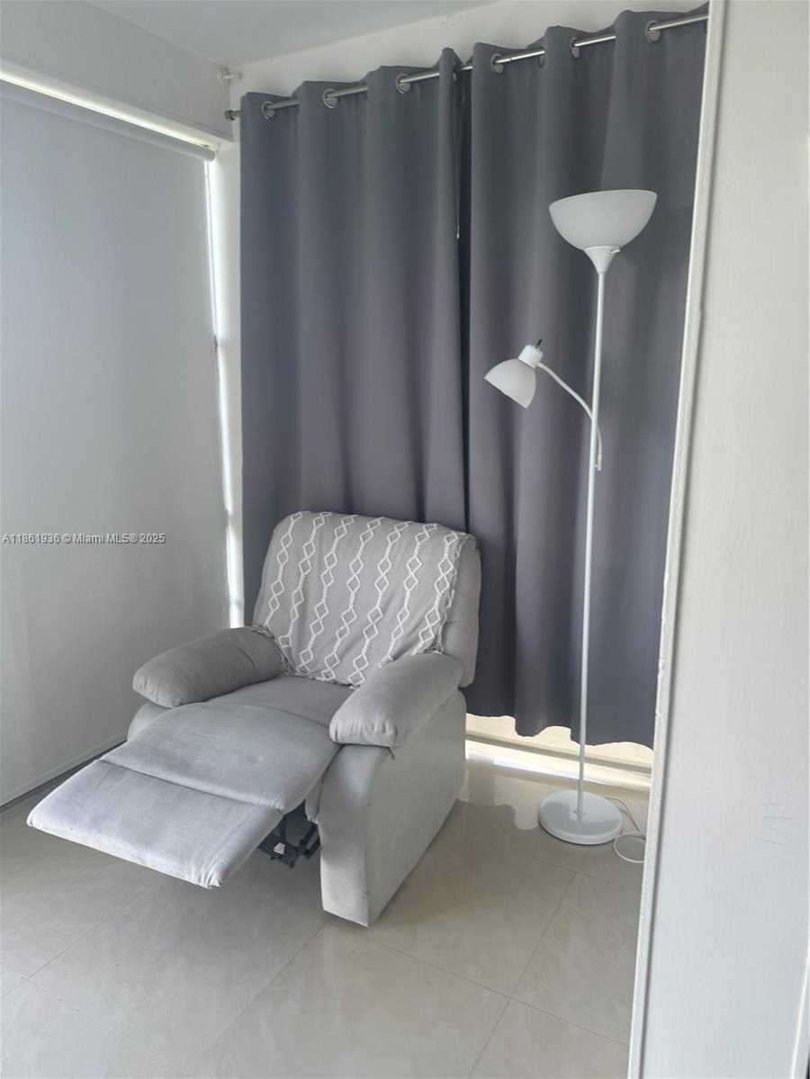 Small Image of 200 177TH DR #507, Sunny Isles Beach Number 11