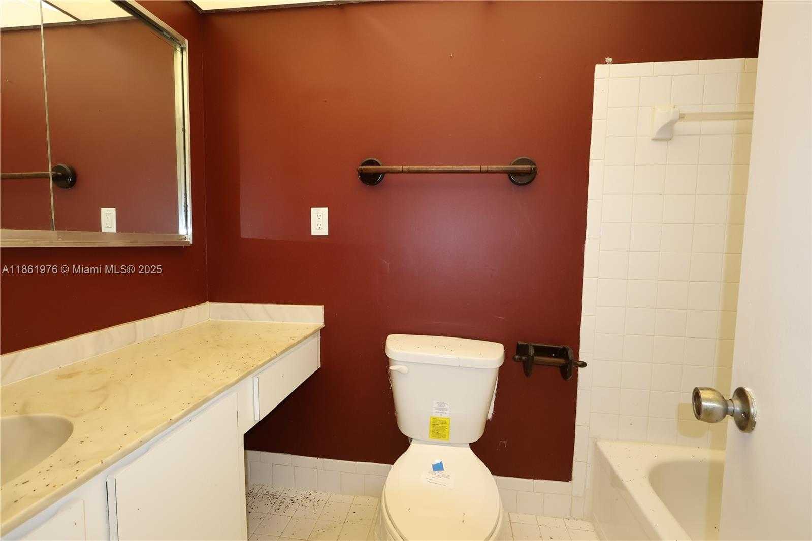 Small Image of 865 NORTH WEST 80TH TER #6, Plantation Number 17